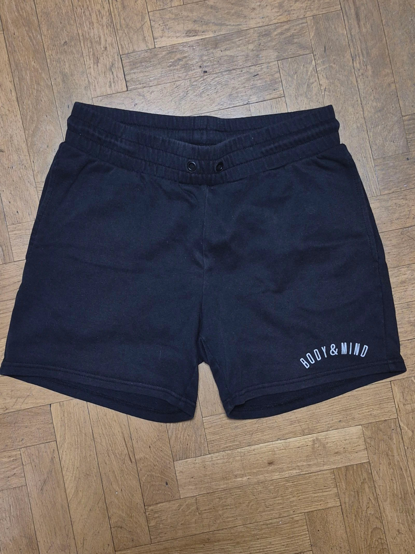 Pantalón corto con bolsillos – Talla M